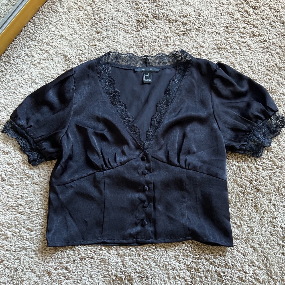 Forever 21 lace button up top